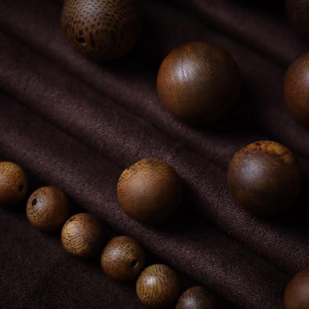 Natural Green Qinan Agarwood Bracelet: Loose Prayer Beads & DIY Accessories, 9/10 Size Beads