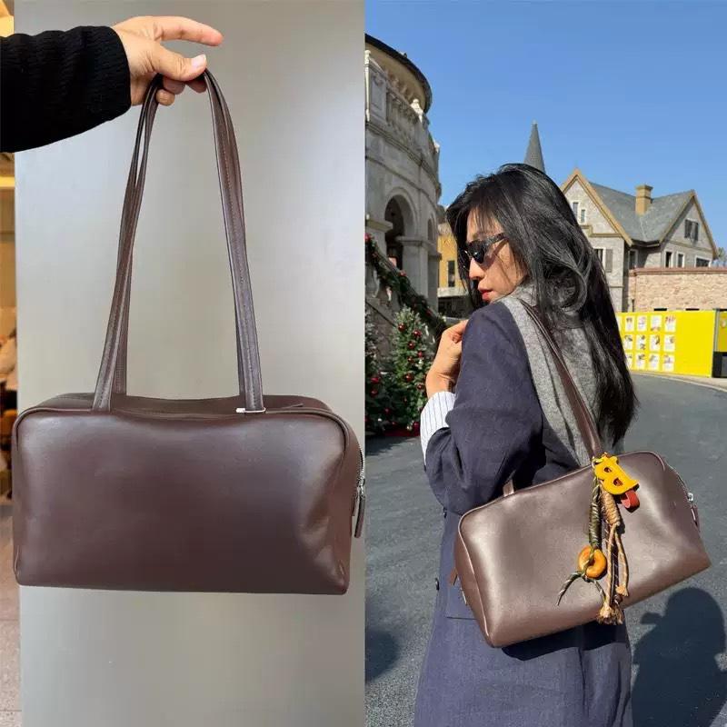 2025 new RO * W niche design minimalist first layer sheepskin single shoulder underarm bowling bag premium commuter bag