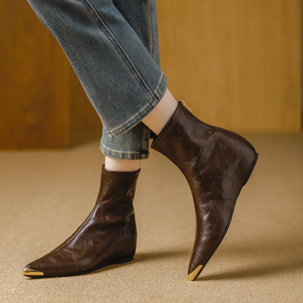 Fashion pointed elastic thin boots 2025 autumn and winter new inner height increase versatile comfortable commuting soft leather small short boots wom