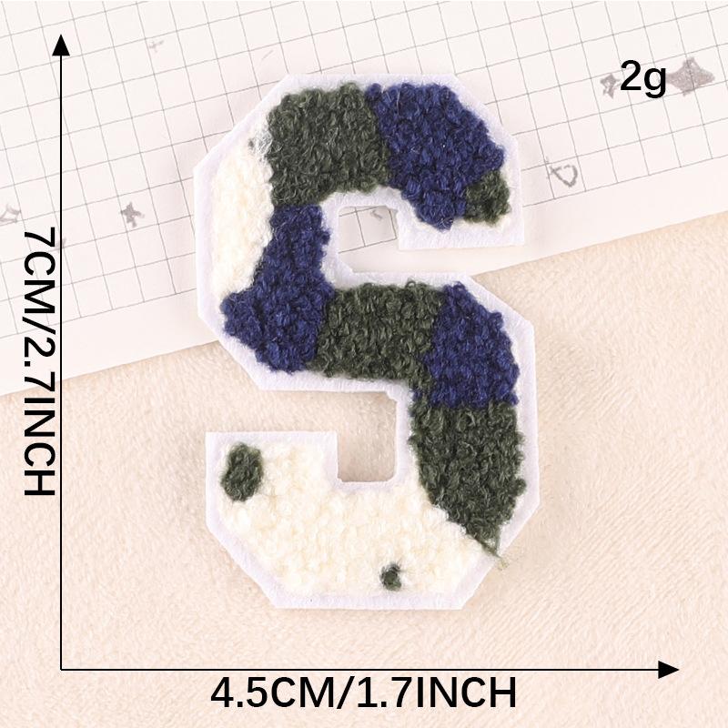 Computerstickerei Handtuchstickerei Stoffetikett Camouflage Englisches Alphabet Handkonto DIY Patch Zubehör Chenille Stickstoffaufkleber