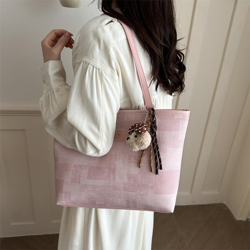 High-value niche tote bag women's new fashionable large-capacity shoulder bag, foreign-style commuting casual handbag