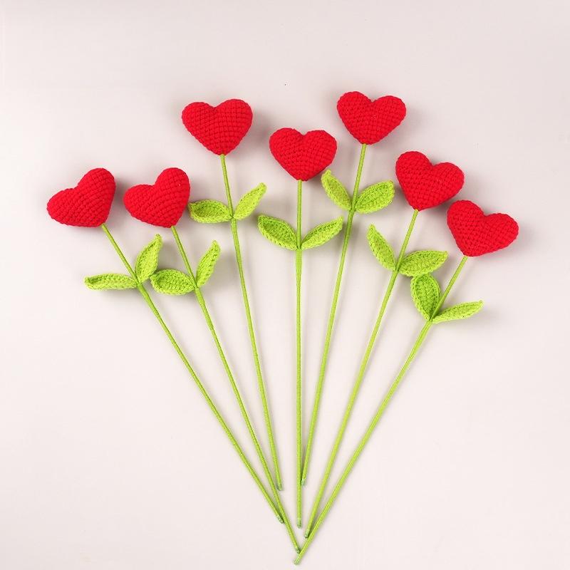 1Pcs Handmade Crochet Heart Bouquet Yarn Love Flowers With Green Stems Romantic Gift For Valentine's Day Handcrafted Floral