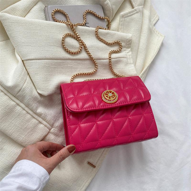 Trendy Women's Chain Shoulder Bag Stylish Autumn Fashionable Crossbody Bag