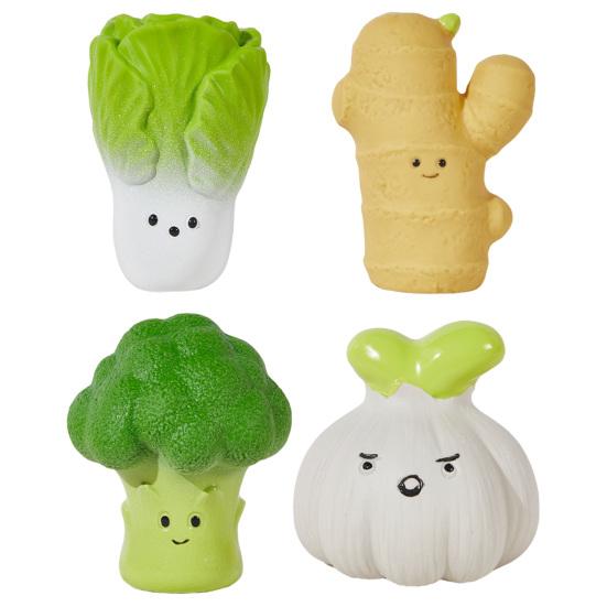 Squeaky Vegetable Dog Toy Broccoli Ginger Shape Dog Chew Toy Latex Interactive Puppy Teething Toy for Small Medium Dogs