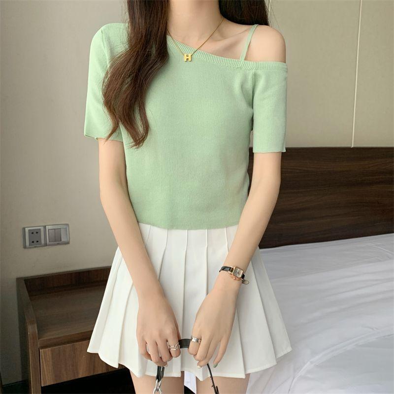 T-Shirt mit diagonalem Kragen und schulterfreiem kurzem Strickoberteil für Damen Sommer Eis-Seide Schulter-T-Shirt Kurzärmlig