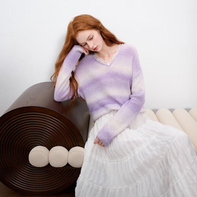 Sancai 2025 Autumn Gradient Striped V-Neck Sweater