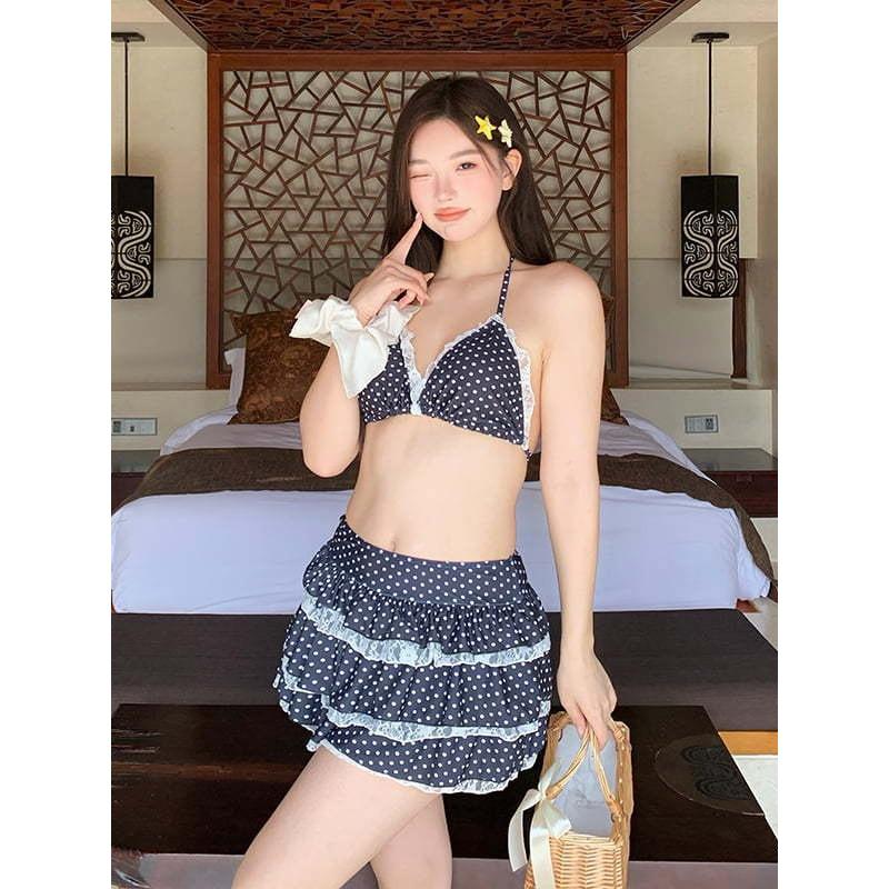 Plus Size Women's Swimsuit: 2025 Three-Piece Bikini Set for Beach or Hot Spring