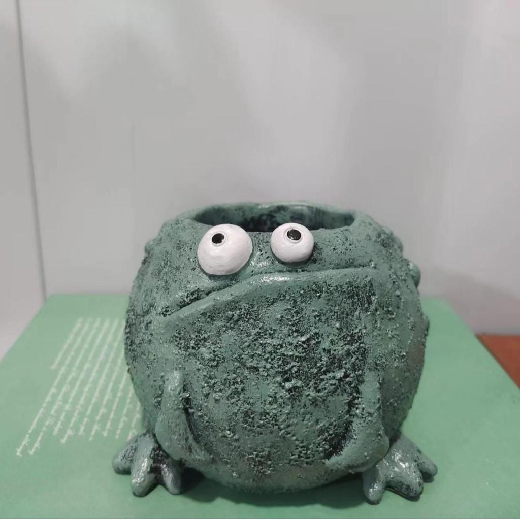 Cross-border Creative Frog Succulent Planter - Unique Decorative Ornament for Home Garden.