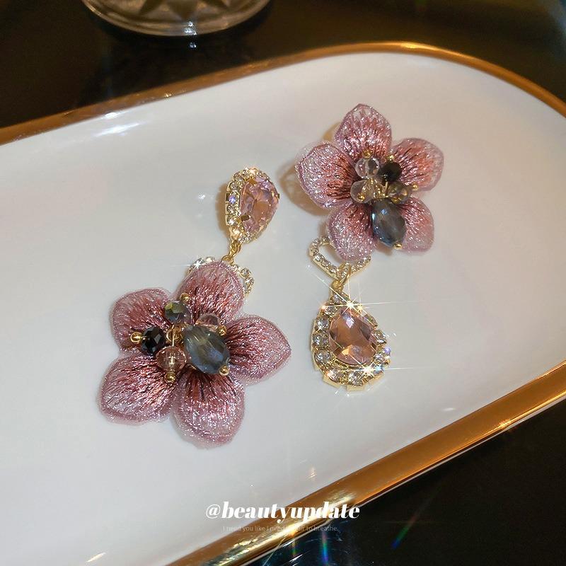 Silver needle asymmetric diamond water drop glass beads flower earrings exaggerated high-end stud earrings earrings sweet earrings women