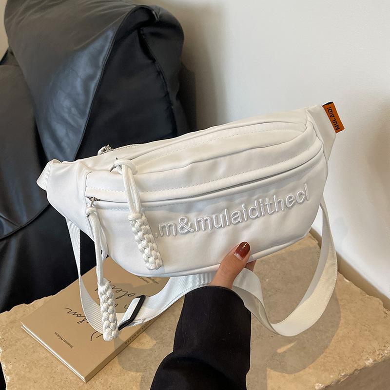 Премиальная сумка женская сумка новый нишевый дизайн сумка через плечо нагрудная сумка поясная сумка грязно-белый 3360₽