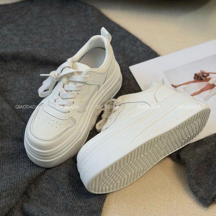 Korean-Style White Shoes with Hidden Lift & Thick Soles - 2026 Spring/Autumn Lightweight Casual Sneakers