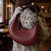 2025 Women's Crossbody Half-Moon Bag: Trendy, Luxurious, High-End, and Spacious