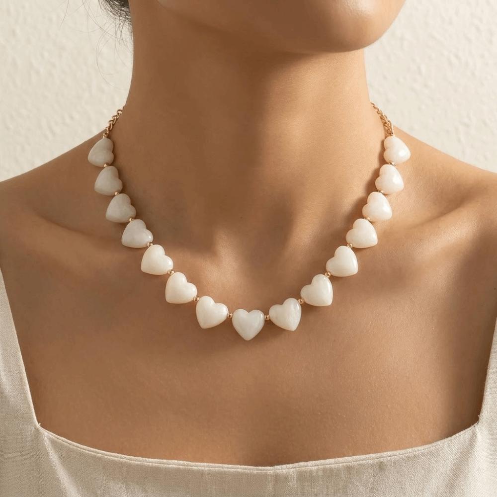 Love Heart Acrylic Necklace Acrylic Sweater Chain Fashion Women Clavicle Chain Girls