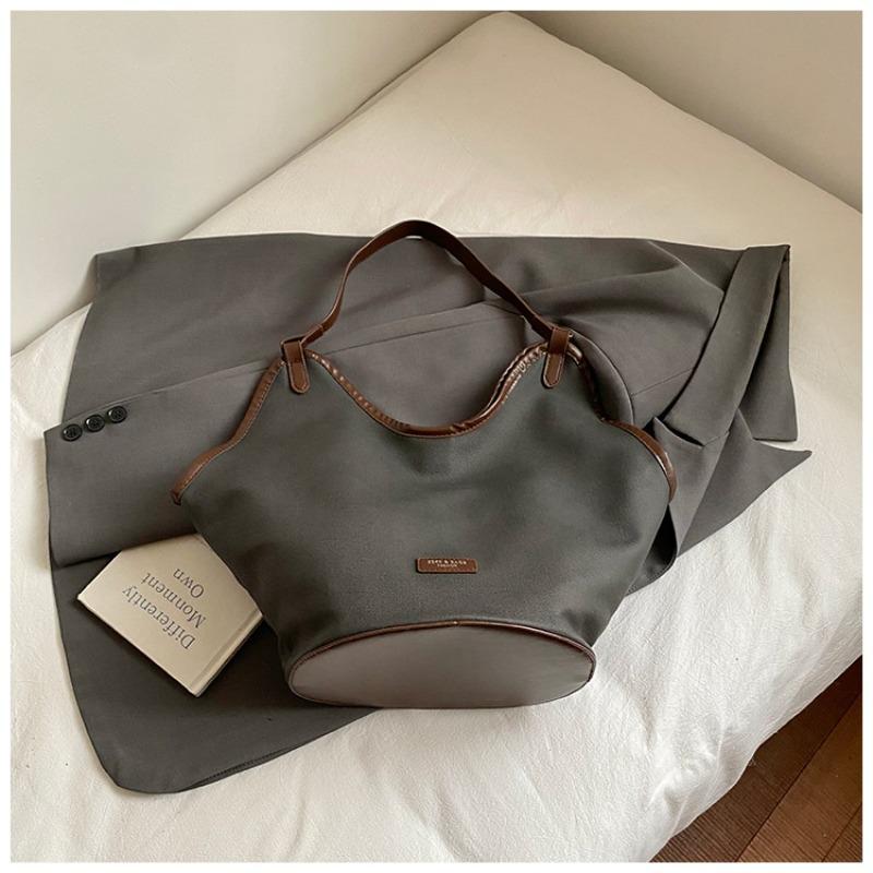 

Large capacity casual underarm bag autumn new fashion retro shoulder bag for commuting to work tote bag