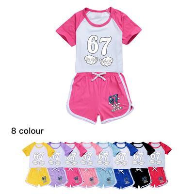 Para niños y niñas (más de 4 años) – Conjuntos de ropa