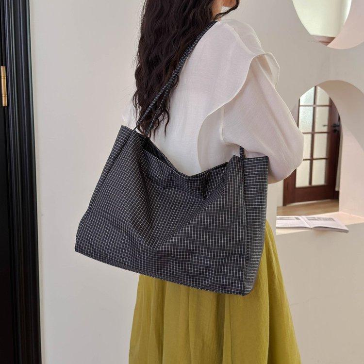 New Simple Literary Japanese Plaid Handbag Bag Women'S Lightweight Casual Shoulder Bag Versatile Large-Capacity Tote Bag