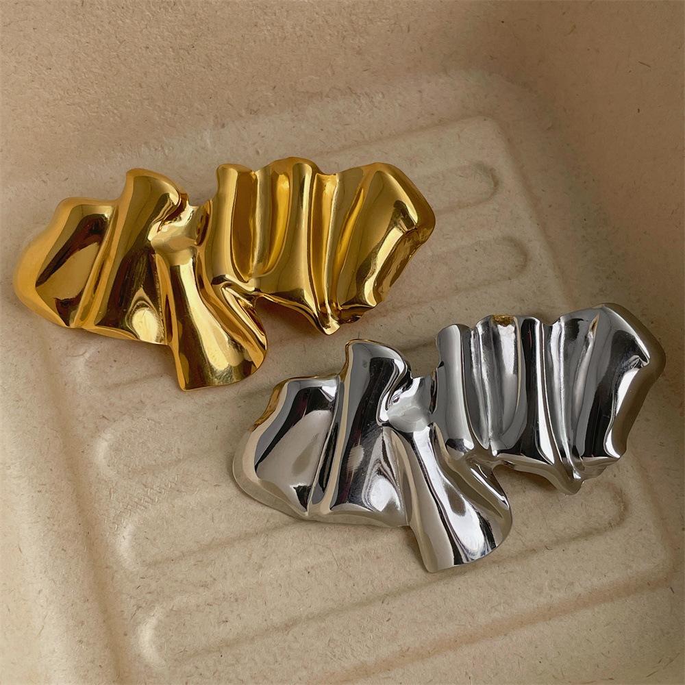 Exaggerated Geometric Fashion Metal 18K Gold Pvd Plated Brooch Pin Clothes Accessories Waterproof 2026 Charm Unisex Jewelry