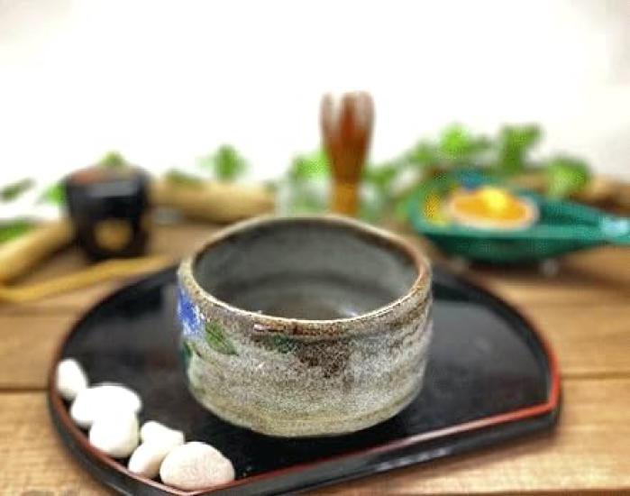 Hyakukaen Kutani Matcha Bowl with Calyx Hydrangea Pink & Blue Undercoat, Ceramic
