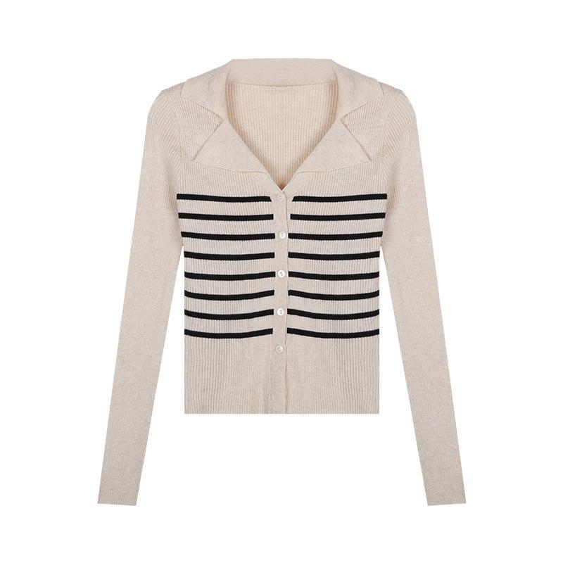 Vintage Long-sleeved Niche Knit Cardigan Coat Women's New Autumn Slimming Short Undercoat Top