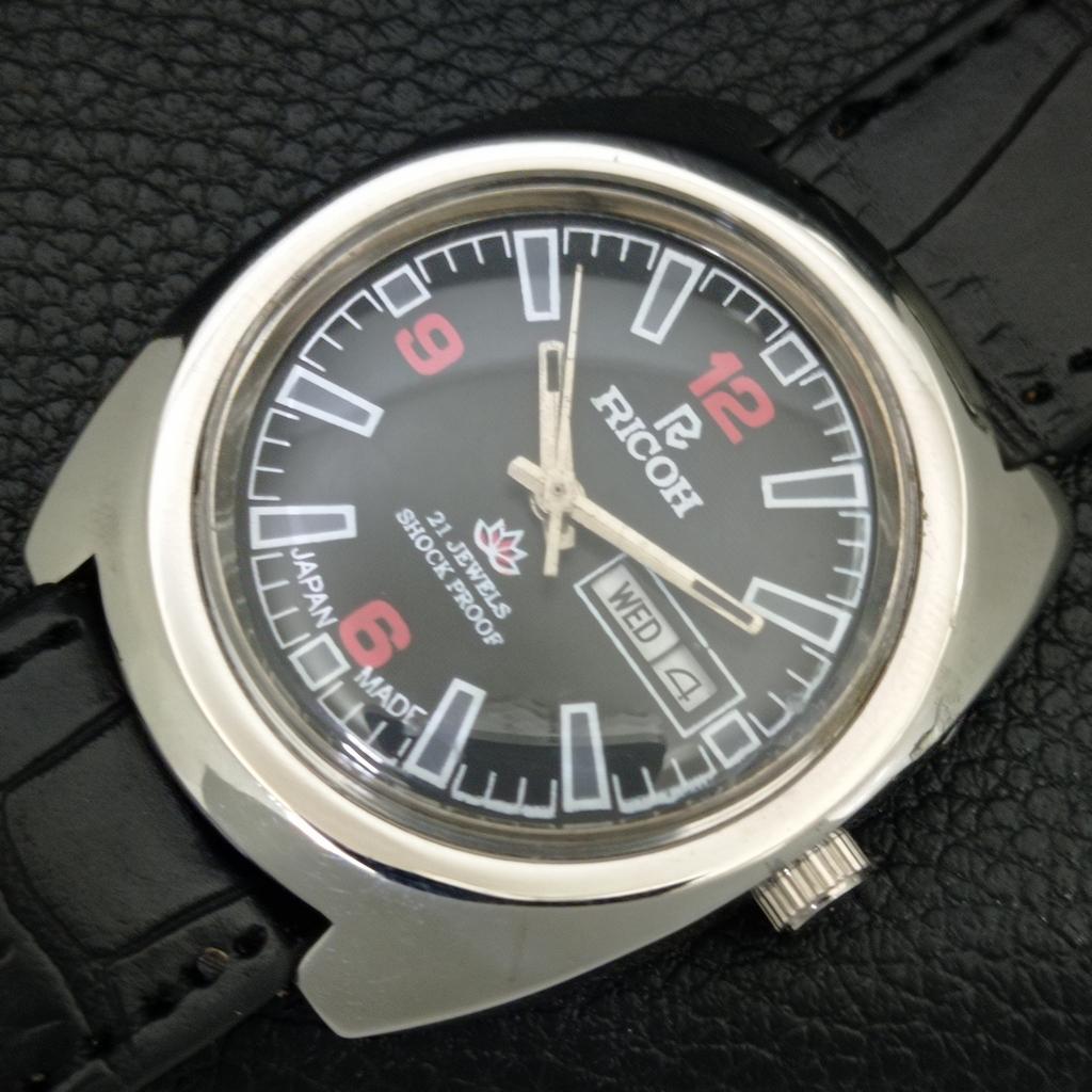 VINTAGE RICOH R31 AUTOMATIC JAPAN MENS BLACK COLOR DIAL WATCH a707963-1