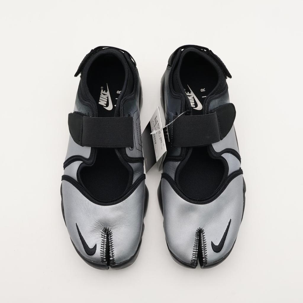 IH3656-095 Nike Women's Air Rift Metallic Silver Black (Women's)
