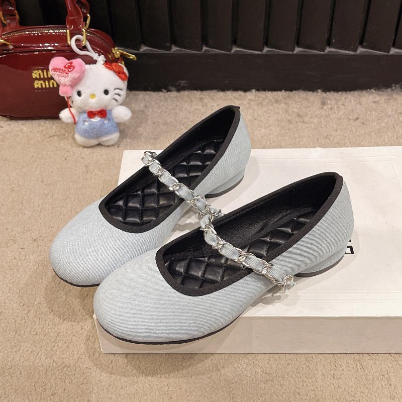 Spring New Fashion Casual Soft Sole Shallow Mouth Single Shoes Women's Flat Bottom Temperament Matching Skirt Versatile Trend
