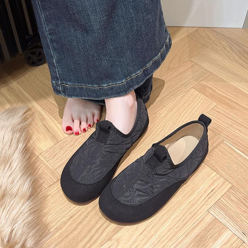 Vintage Style Slip-On Flat Shoes - Women's Versatile Autumn/Winter Grandma Shoes