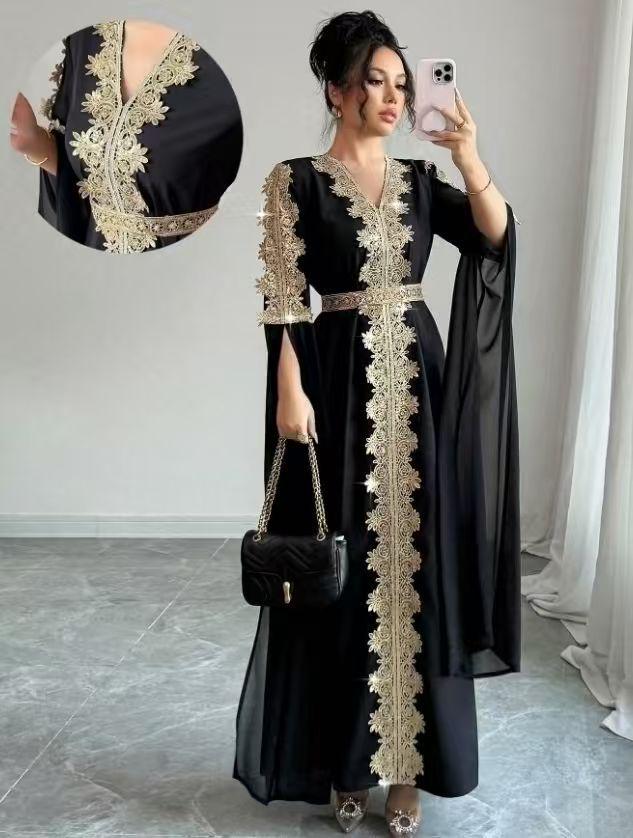 Elegant Retro V-Neck Gold Lace Embroidered Evening Gown