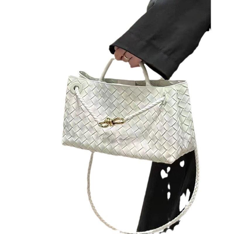 Niche Design New Style Metal Rope Buckle Genuine Leather Woven Tote Bag One-shoulder Portable Large-capacity Retro Women's