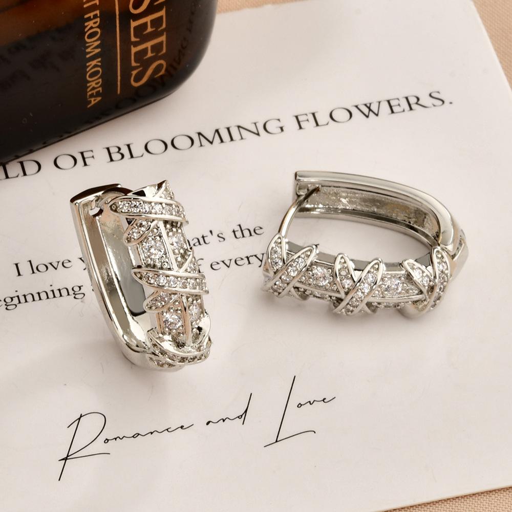 

Korean New Micro-Paved Zircon U-Shaped Hoop Earrings Light Luxury Cross Pattern Gold Plated Ear Buckles for Women