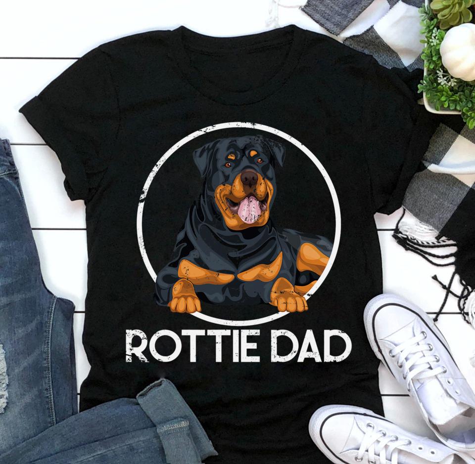 Rottie Dad T-Shirt: Funny Rottweiler Dog Lover Gift