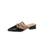Französisches Temperament Niet High Heel Coole Slipper Damen 2025 Sommer Neu Spitz Dick Absatz Lackleder Hohl Coole Slipper Damen