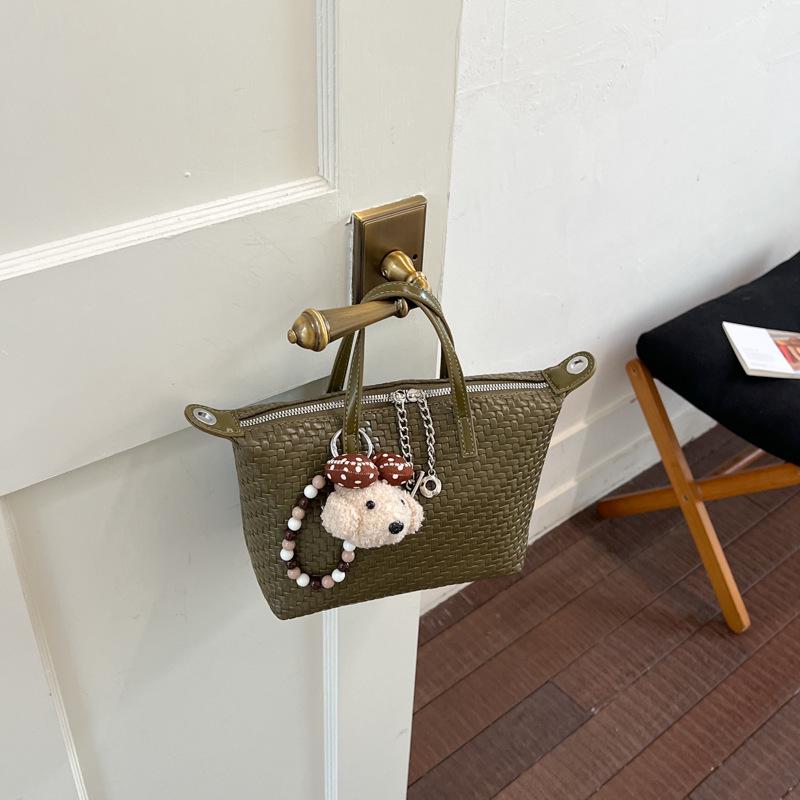 Woven Women's Tote Bag: Versatile 2026 Fashion Handbag with Large Capacity, Single Shoulder, and Crossbody Options