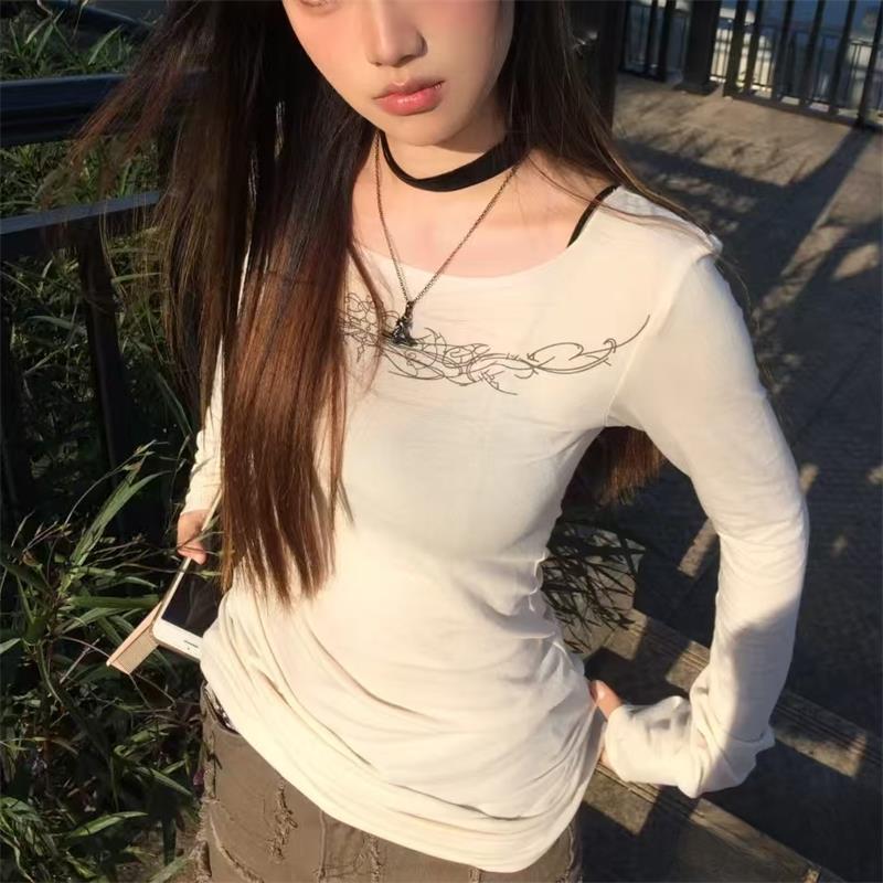 VAYLA Y2k Gothic Print T-shirt Trashy 2000s Style Long Sleeve Tops Vintage Harajuku Streetwear American Retro T-shirts