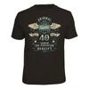 Verjaardagscadeau T-shirt voor Mannen 40ste - Vintage 40 Jaar tot Perfectie Ontwerp met Duitse Tekst & Gouden/Blauwe Retro Print - Grappig 40 & Nog Steeds Perfect Getal