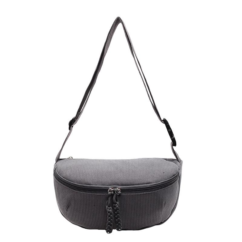 

Women s breast bag Lightweight and simple commuter messenger bag Japanese casual versatile ins shoulder bag one size fits all серый