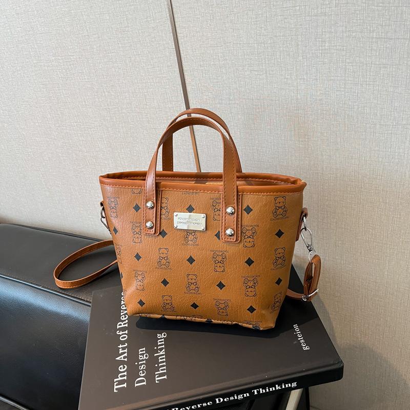 

Premium sense niche foreign style vegetable basket bag women 2025 new fashion versatile single shoulder messenger bag hand bag коричневый