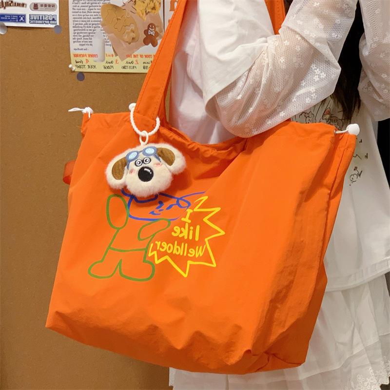 Cute graffiti shoulder bag for women large capacity 2025 new Korean version simple student tote bag for class tote bag