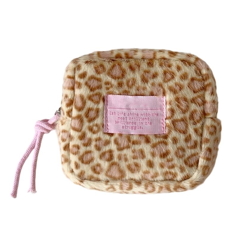 

Soft Plush Leopard Print Small Storage Bag for Personals Items Cosmetics Organizer Portable Sanitary Pad Holder жёлтый
