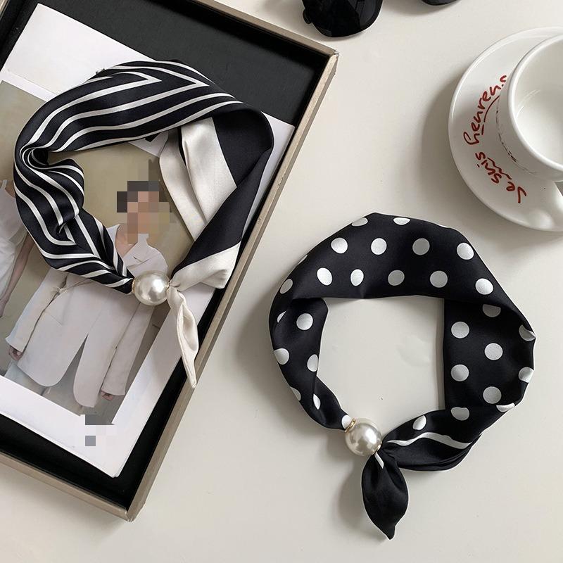 Magnetic Buckle Silk Scarf Women's New Pearl Necklace Light Luxury High-end Fashion All-match Scarf Polka Dot Silk Scarf