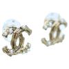 CHANEL 14P Gold Plated Pearl CC Logos Earring earring goldUsed