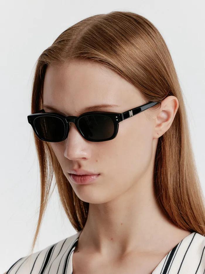 [Worn by Ko So-hyun] YVES Classic Sunglasses - Black