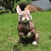 Figurine de Lapin en Peluche Réaliste, Ornement Animalier, Décoration Intérieure, Décor d'Entrée, Cadeau Apaisant pour Enfants, Cadeau d'Anniversaire, Cadeau de Noël (marron)