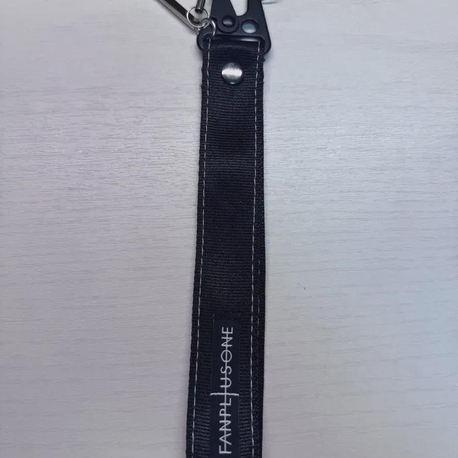 

Emergency) G-dragon Strap
