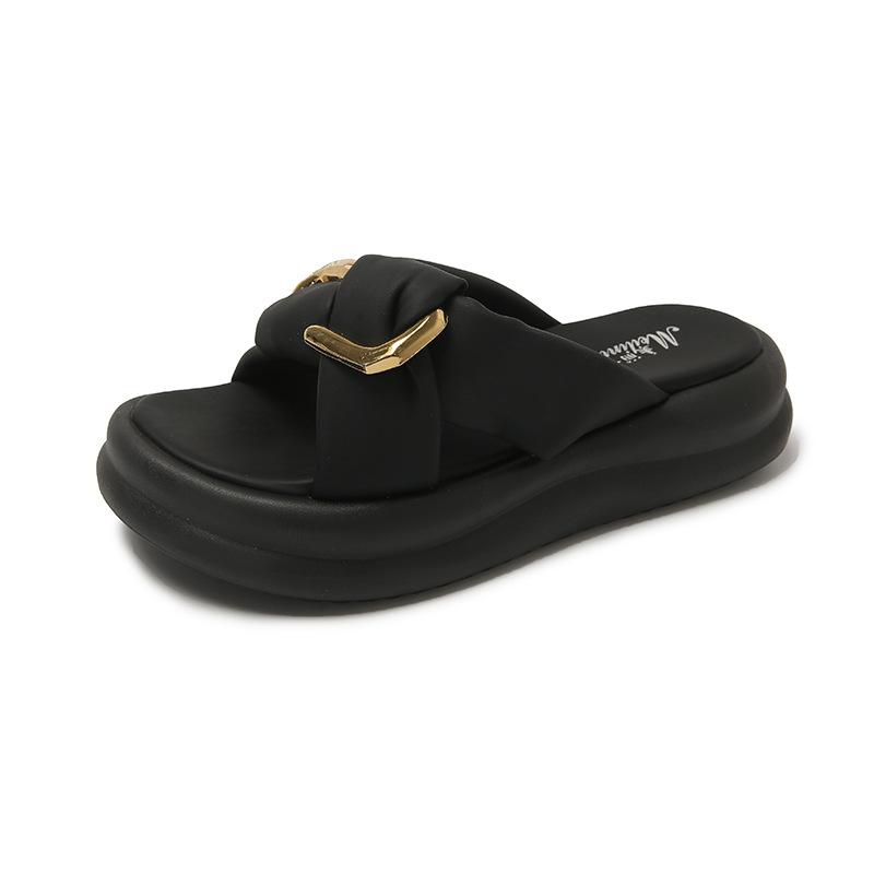 Slippers women's 2025 new summer wear fashion cool slippers with skirt temperament one-word drag