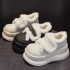 Maillard inner height-increasing snow boots shoes are popular in winter, and outer wear velvet and platform short boots are large cotton shoes.