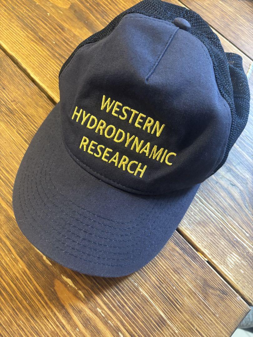 

[Б/У] Кепка WESTERN HYDRODYNAMIC RESEARCH Темно-синяя