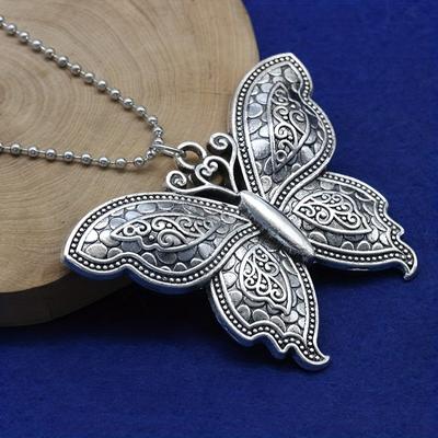 Personality Insect Butterfly Necklace Vintage Animal Design Neck Accessories Jewelry Gift