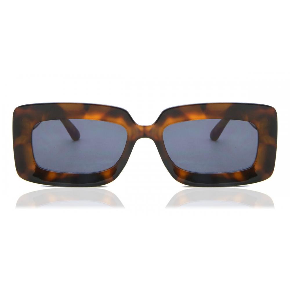 

Lmnt Cris Hp20901 2 Women Sunglasses Tortoise/51