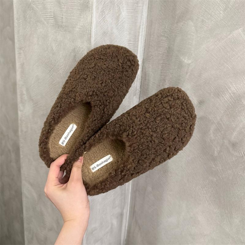 2025 Autumn and Winter New Retro Lamb Wool Plush Slippers Female Bag Head Drag Fairy Wind Lazy Cotton Slippers